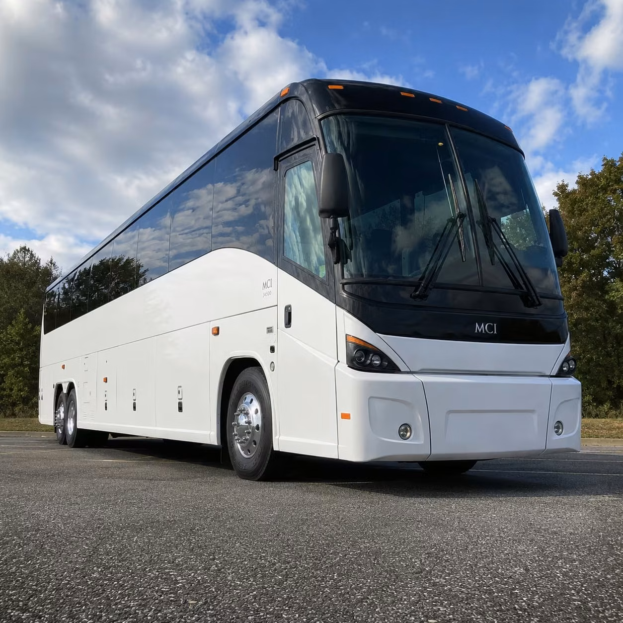 daily commuter shuttle service along the dallas north tollway corridor